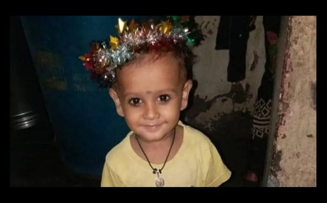 मुंबई: प्रशासन की लापरवाही ने मासूम की जान को डाला खतरे में, खुले गटर में गिरा 3 साल का बच्चा