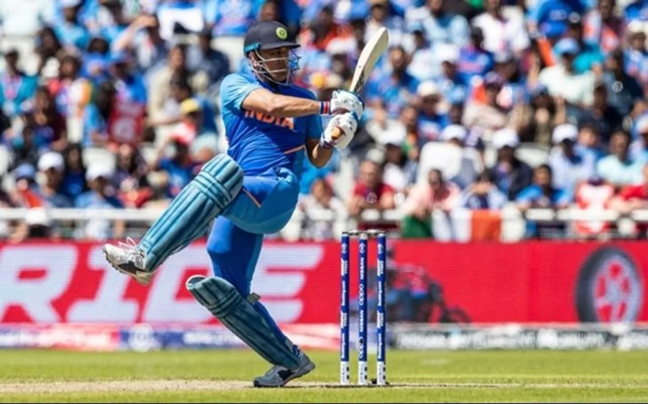 महेंद्र सिंह धोनी आज शाम 7 बजे करेंगे संन्यास की घोषणा! सोशल मीडिया पर विराट ने शेयर की ये तस्वीर