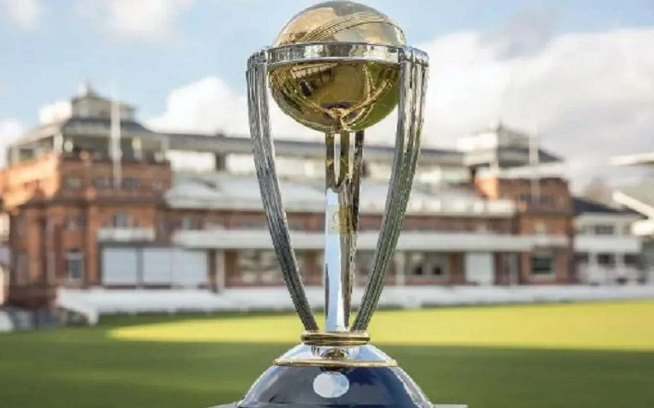 World Cup 2019: इंग्लैंड ने जीत कर भी नहीं हासिल की आईसीसी विश्व कप 'ट्रॉफी'
