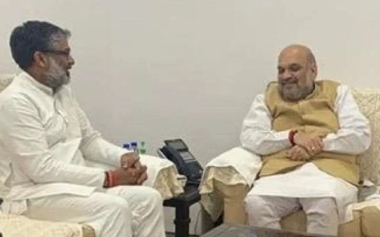पूर्व पीएम चंद्रशेखर के बेटे नीरज सपा छोड़ आज BJP में हो सकते हैं शामिल