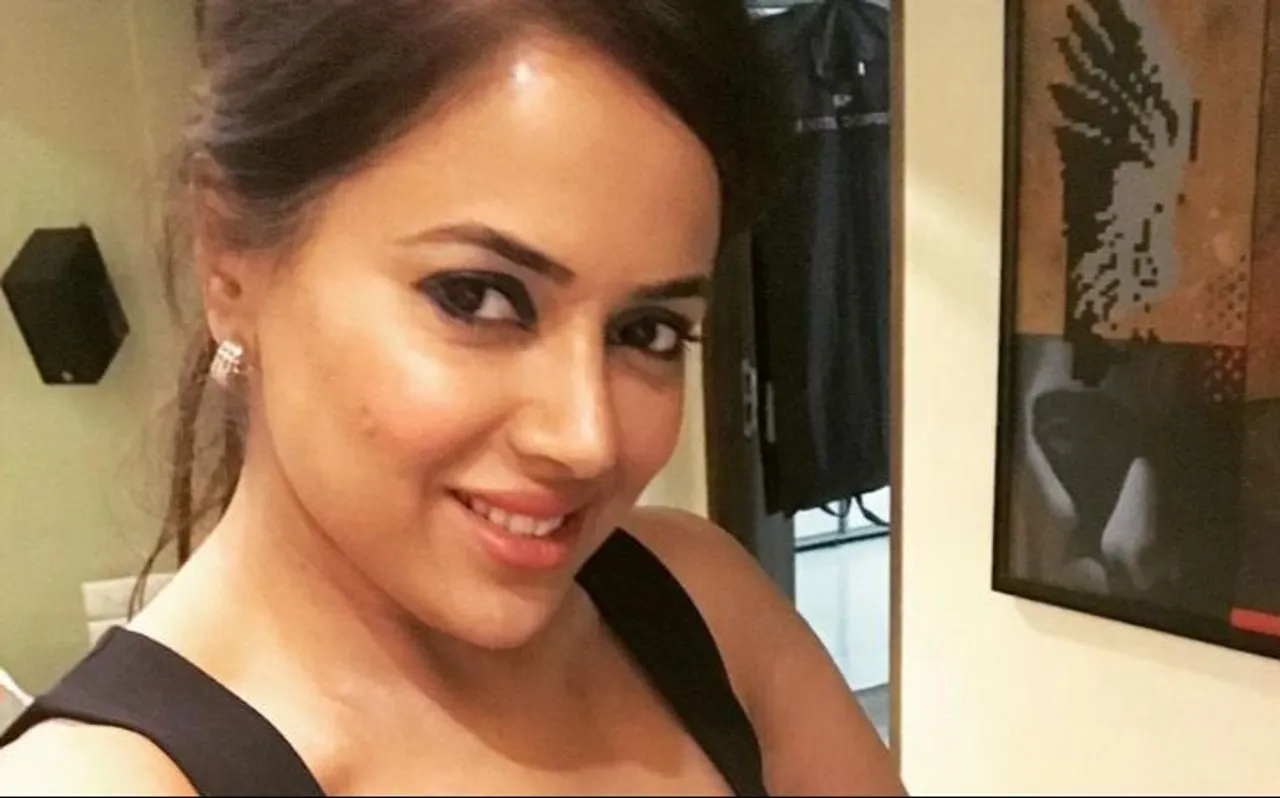 बेटी के जन्म के बाद समीरा रेड्डी ने किया खुलासा- कहा हमने भगवान से..