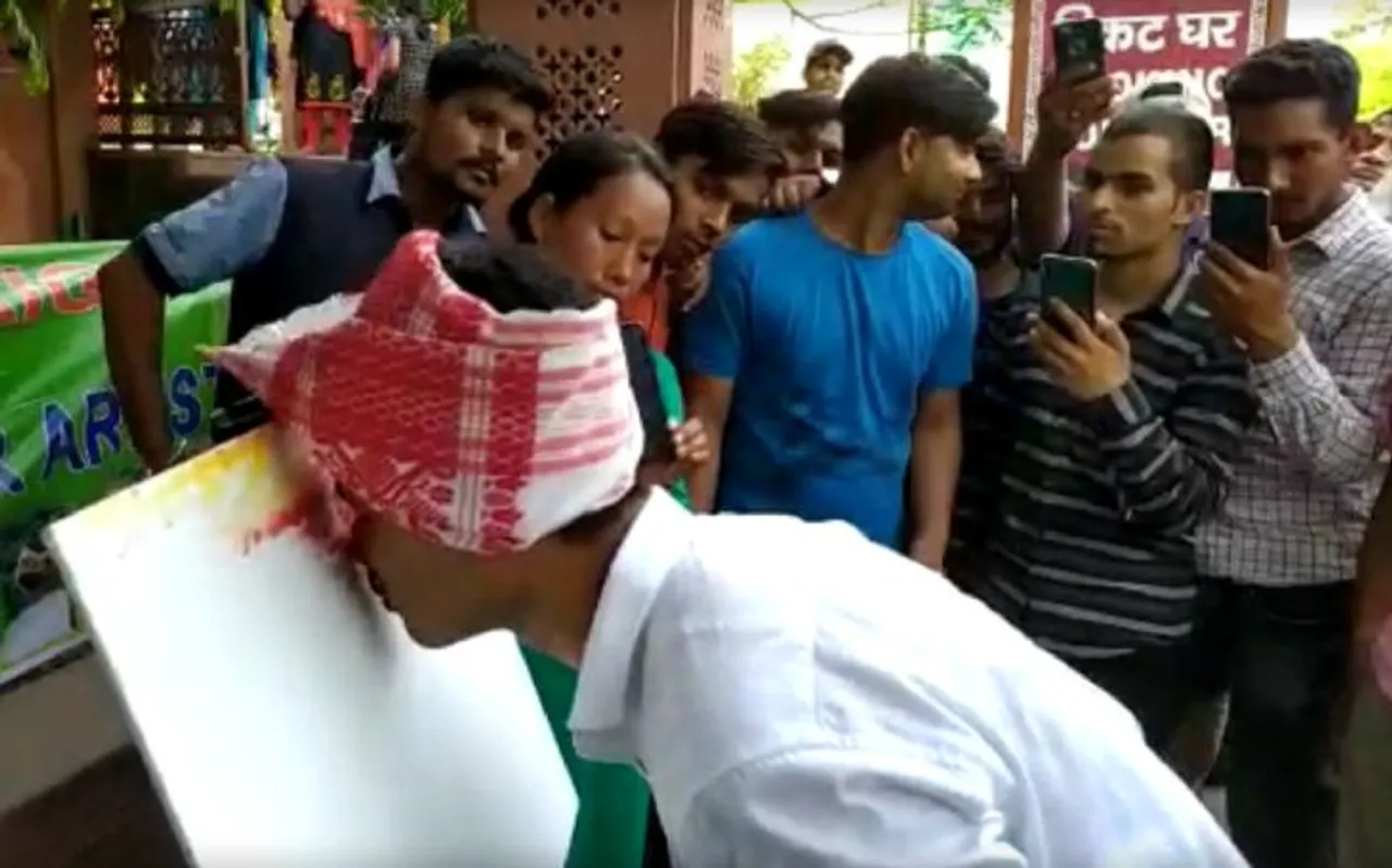 इस जानवर को बचाने के लिए ताजमहल के बाहर हुई 'नाक' से पेंटिंग