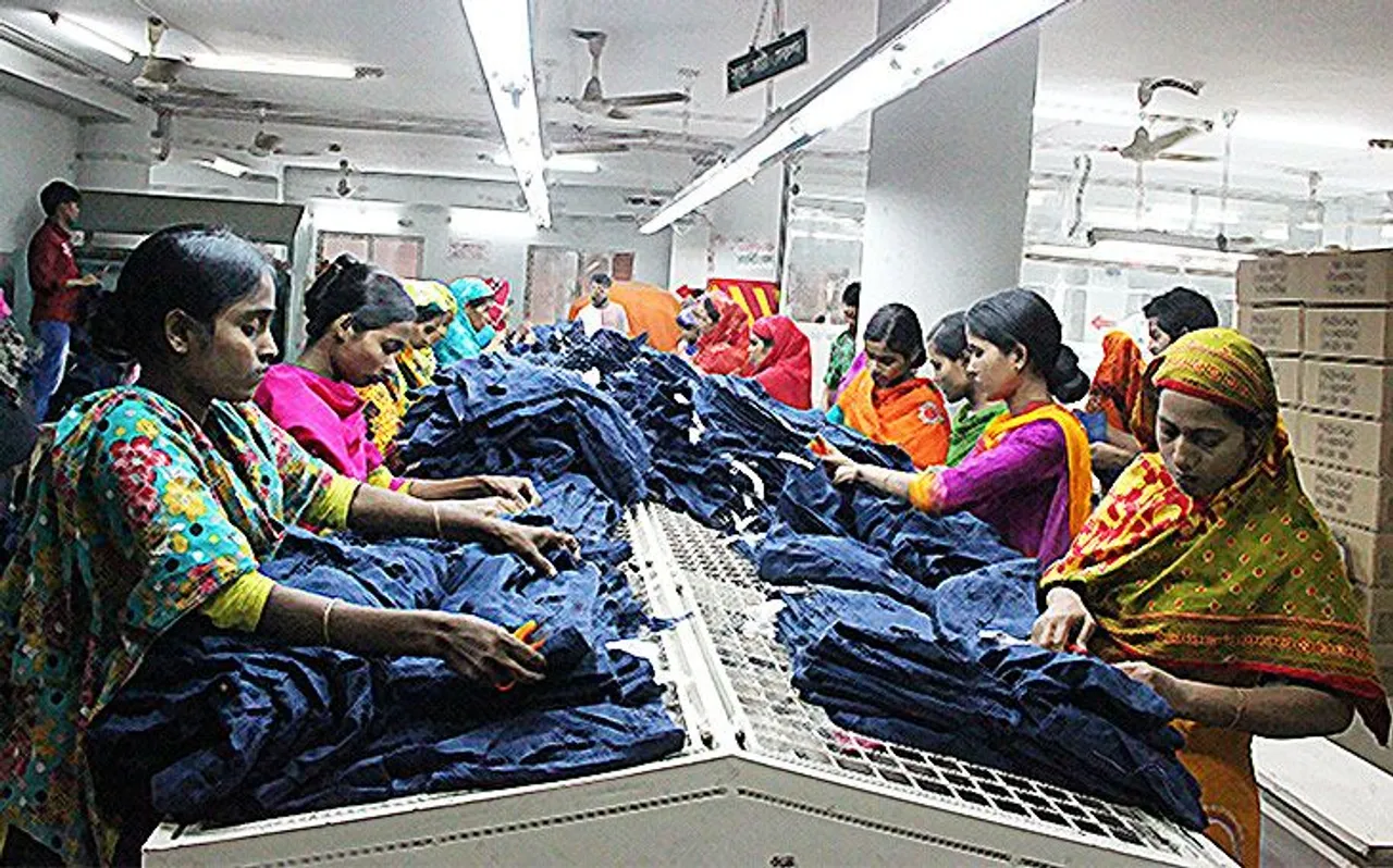 एक करोड़ 10 लाख नौकरियां समाप्त, इनमें 88 लाख महिलाओं ने खोयी Job