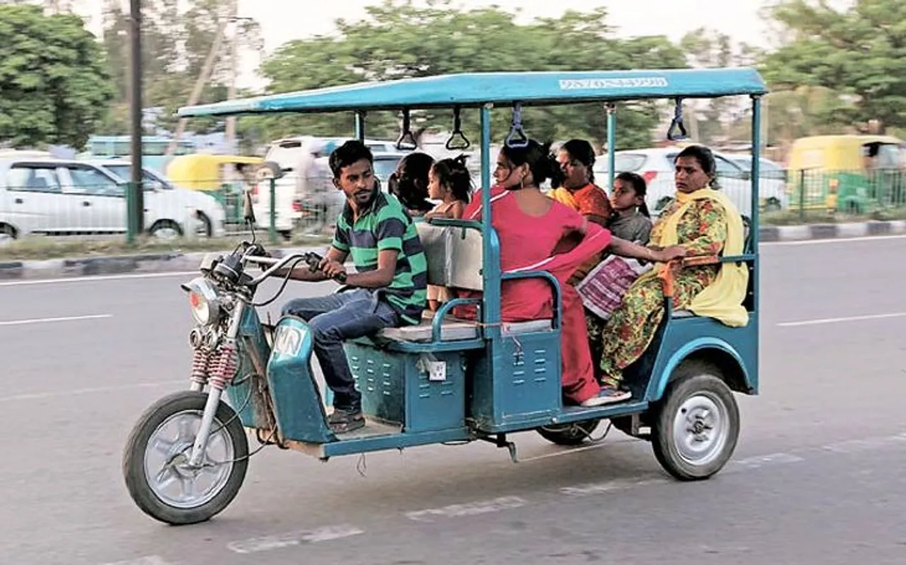 GPS सुविधा वाले ई-रिक्शा लाने की तैयारी में दिल्ली मेट्रो, यात्री ऐप से कर सकेंगे बुक