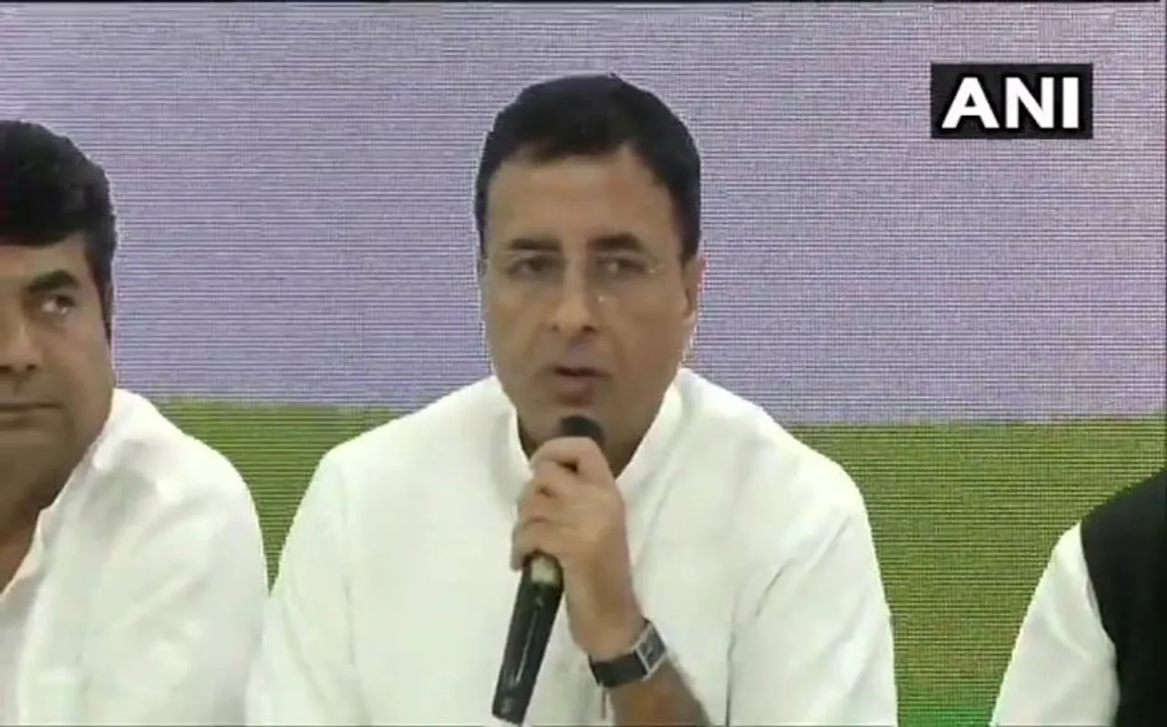 प्रियंका का कसूर इतना ही कि वह पीड़ितों के आंसू पोंछना चाहती थीं: कांग्रेस