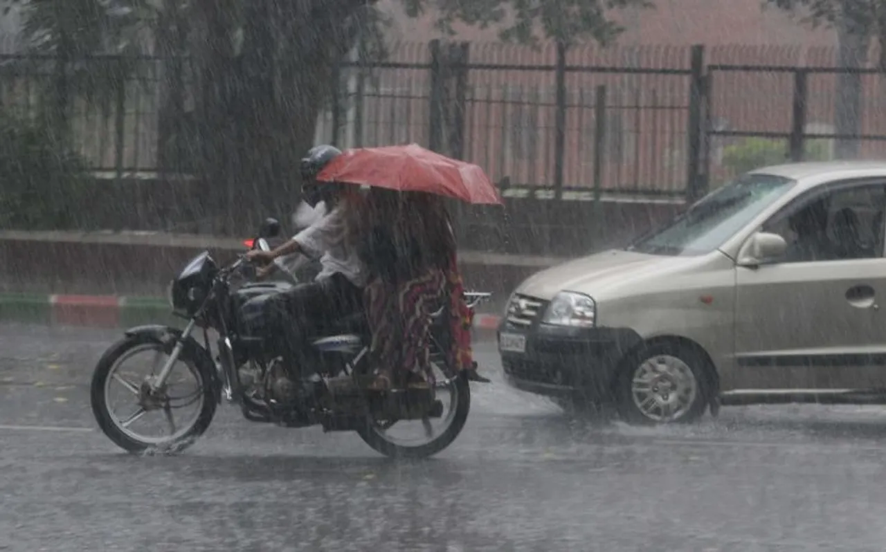 आगरा को बारिश का इंतजार, यमुना का बहाव हुआ कम