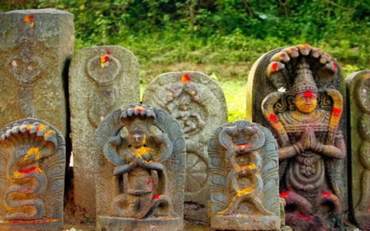 Naag Panchami 2019: खतरनाक पहाड़ियों के बीच स्थित है 'पृथ्वी का नागलोक', जाने से पूरी होती है हर मनोकामना