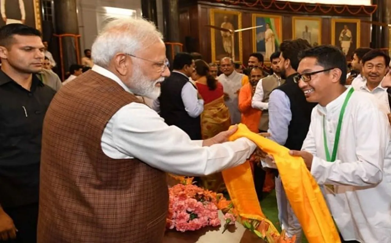 आर्टिकल 370 पर जबरदस्त भाषण देने के बाद लद्दाख के सांसद के सामने आई ये मुसीबत