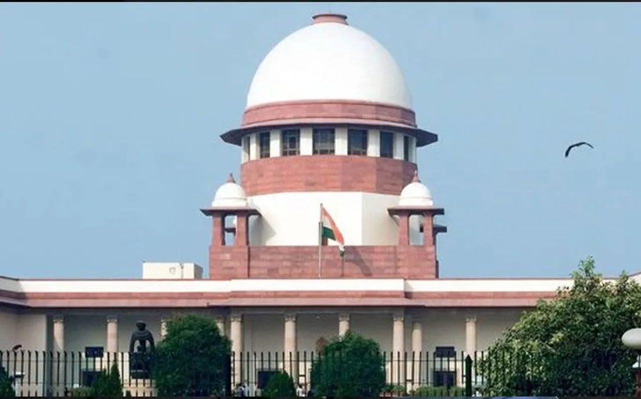 जम्‍मू-कश्‍मीर से आर्टिकल 370 को हटाने के खिलाफ सुप्रीम कोर्ट पहुंची नेशनल कॉन्फ्रेंस