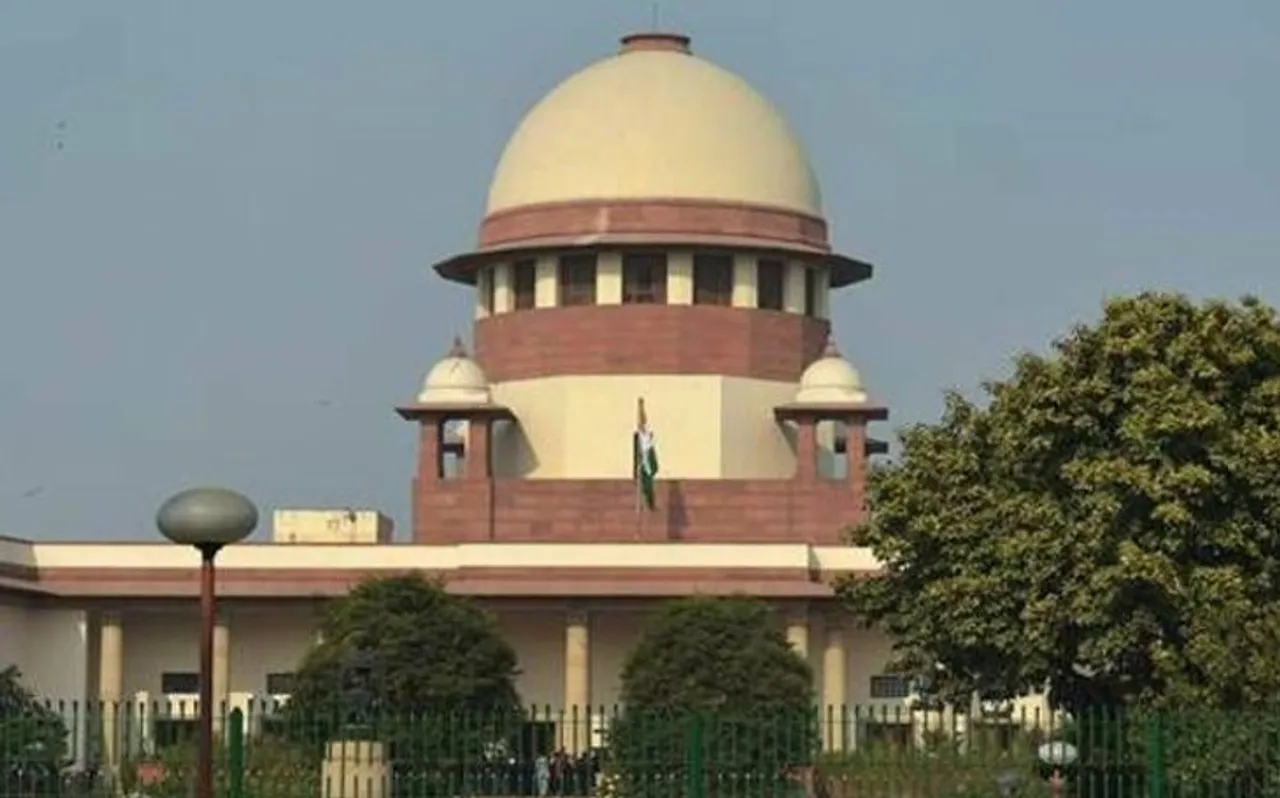 सुप्रीम कोर्ट से UP के शिक्षा मित्रों को लगा बड़ा झटका, पढ़ें पूरी रिपोर्ट
