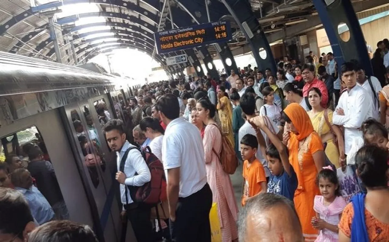 दिल्‍ली मेट्रो की ब्‍लू लाइन में आई खराबी हुई दूर, डीएमआरसी का दावा, रक्षाबंधन के दिन मुसाफिरों ने झेली दिक्‍कतें