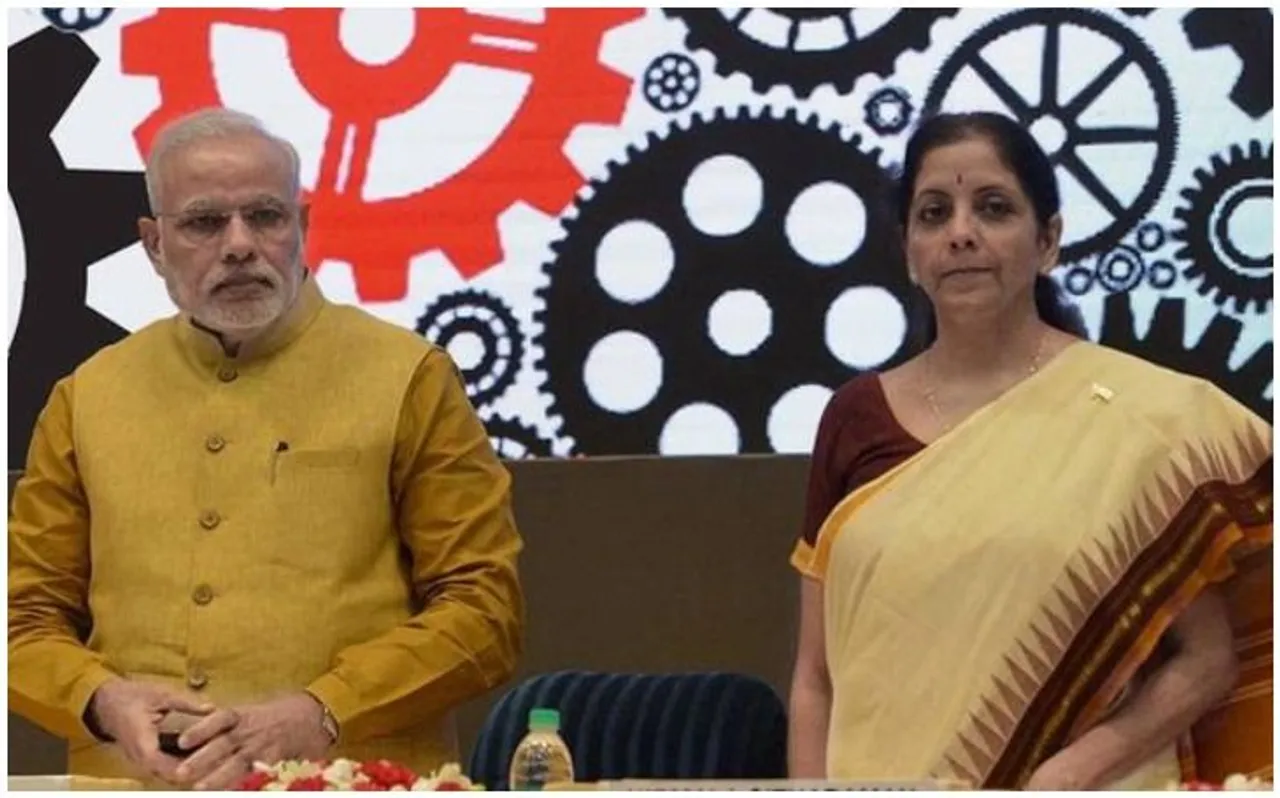 प्रधानमंत्री ने वित्तमंत्री, अधिकारियों के साथ की अर्थव्यवस्था की समीक्षा