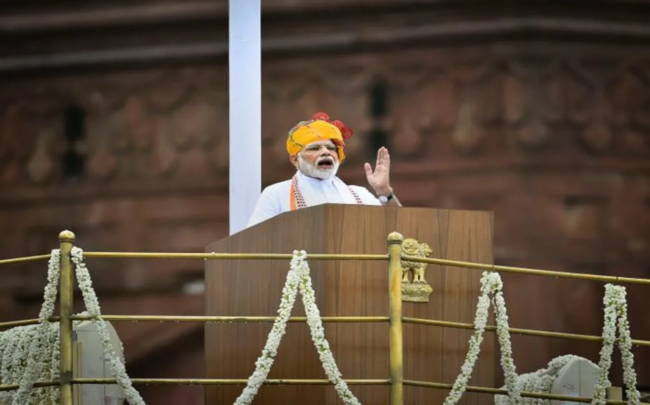 PM मोदी का विपक्ष पर अटैक-  Article 370 इतना अच्छा था तो स्थाई क्यों नहीं किया, क्योंकि आप में हिम्मत नहीं थी