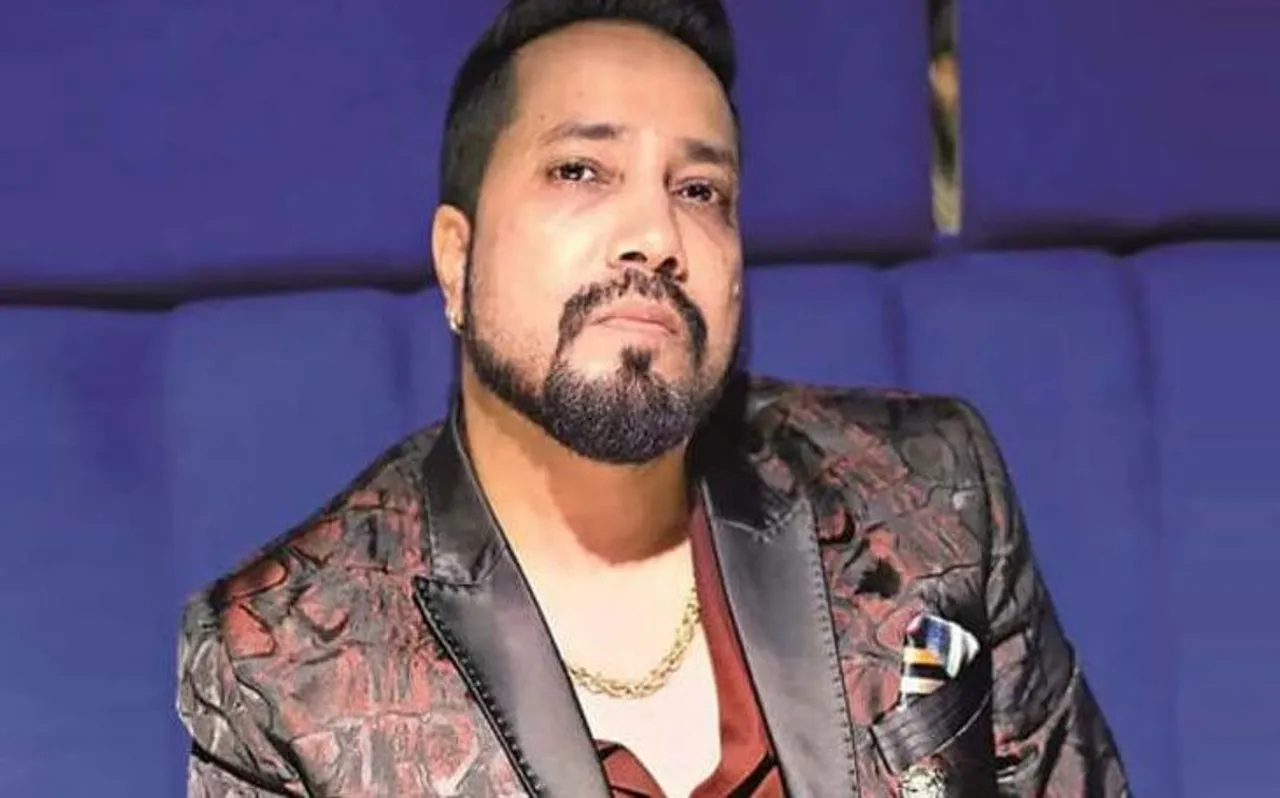 मीका सिंह वतन लौटते ही 'भारत माता की जय' के लगाए नारे, यूजर ने कहा- तेरा करियर अब खत्म
