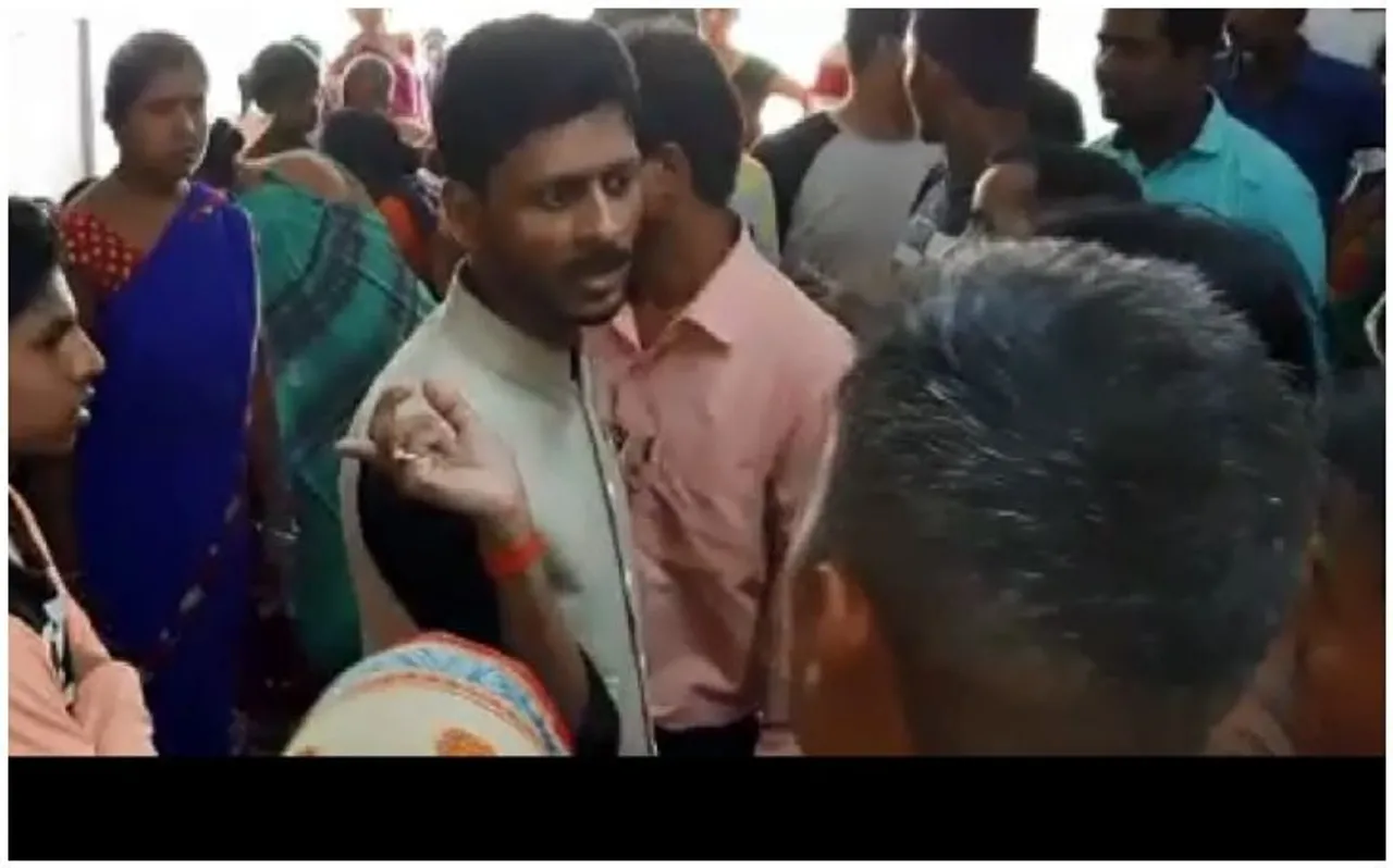 नवजात की मौत पर परिजनों ने किया हंगामा, नर्स पर लगा लापरवाही का आरोप