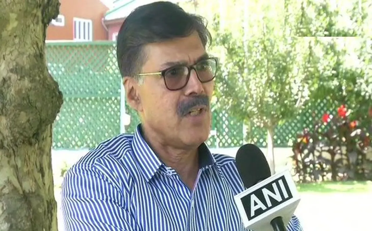 जम्मू-कश्मीर में शांति व्यवस्था बनाए रखने के लिए संचार चैनलों को कम किया गया है: विजय कुमार