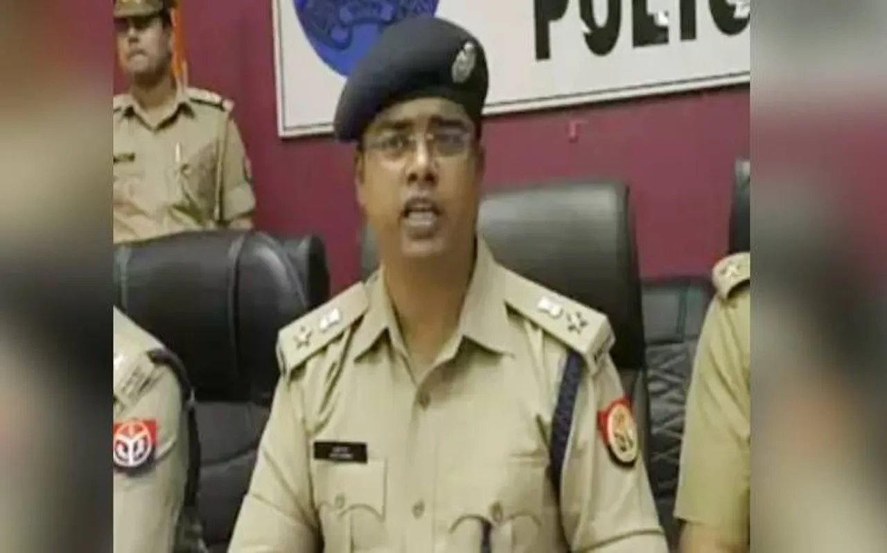 प्रयागराज में 12 घंटे में 6 मर्डर, एसएसपी अतुल शर्मा पर गिरी गाज, 2 सब इंस्पेक्टर भी सस्पेंड