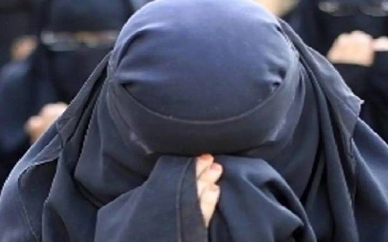 गाजियाबाद: दहेज में कार न मिलने पर पति ने दिया तीन तलाक, पत्नी पहुंची थाने