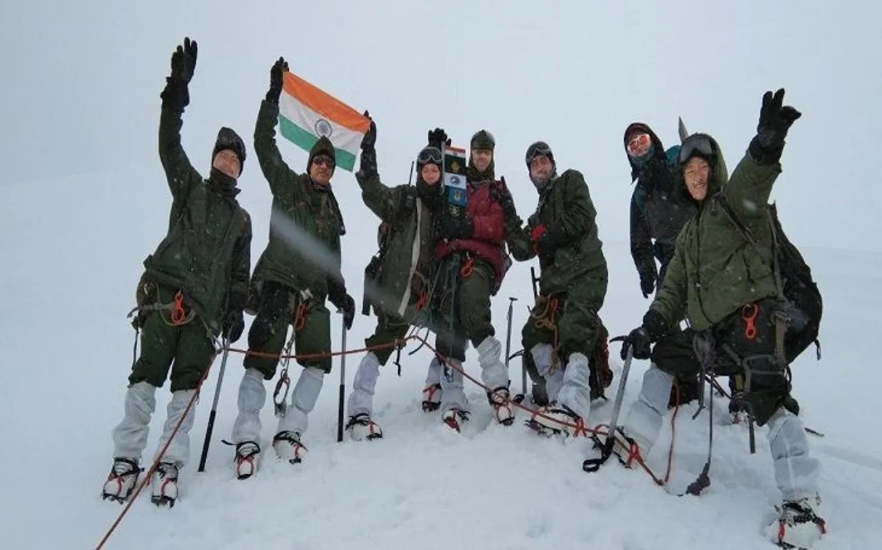 Video: माउंट कांगचेंग्यो की चोटी पर फराया तिरंगा, ITBP के जवान हुए 'पुलकित'