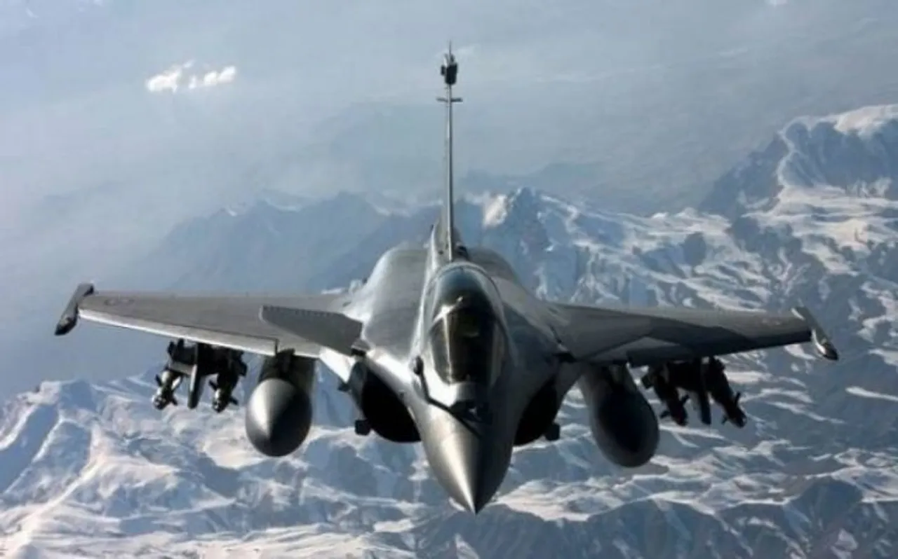 सावधान पाकिस्‍तान (Pakistan) ! अगले महीने आ रहा है राफेल (Rafale) का पहला बेड़ा