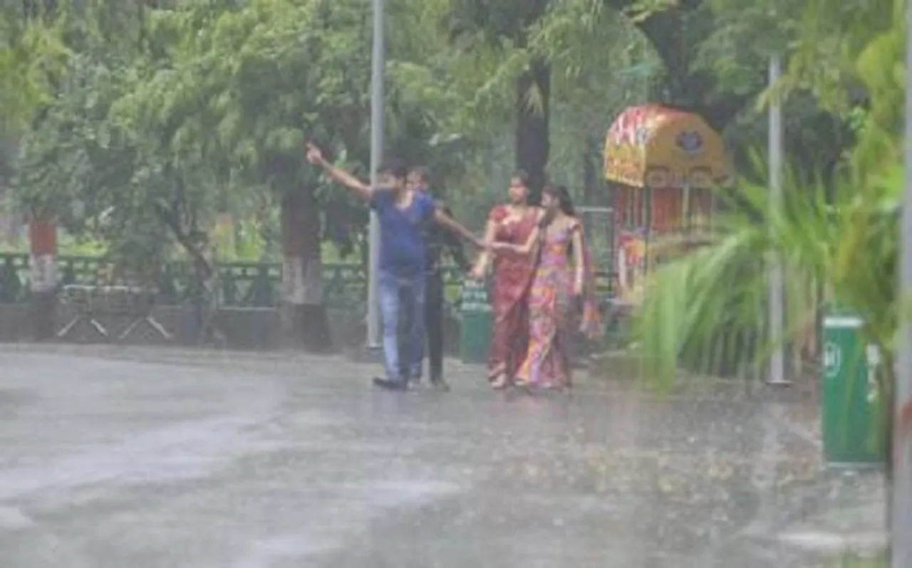 उत्तर प्रदेश में आज कहीं तेज तो कहीं धीमी बारिश के आसार