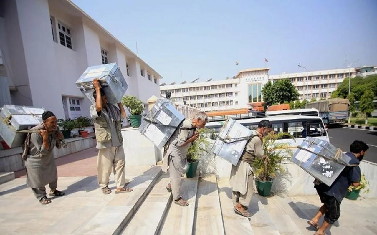 जम्मू-कश्मीर: अनुच्छेद 370 हटने के बाद सालों पुरानी दरबार मूव परंपरा सहित 23 व्यवस्थाओं में हो सकता है बदलाव