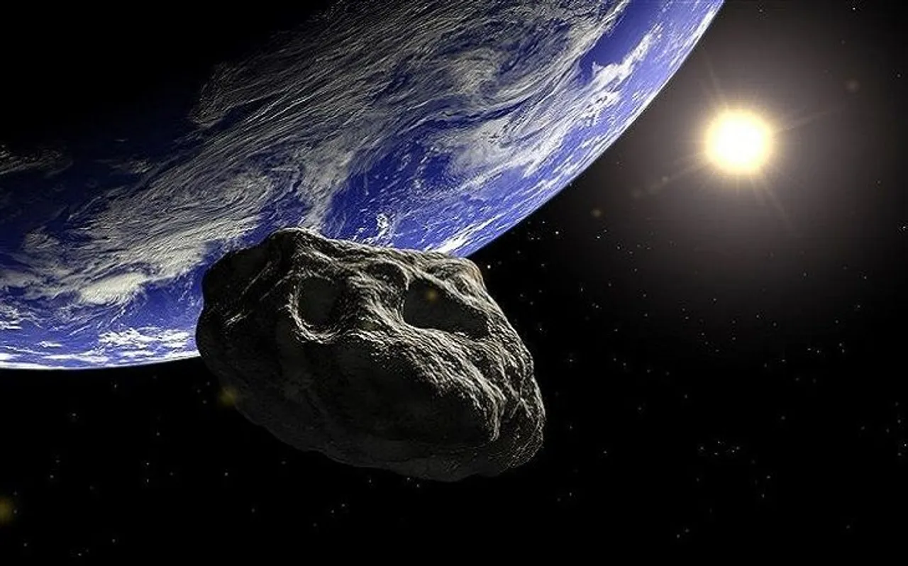 Asteroid Alert! Asteroid 2019 QQ  के कहर से बाल बाल बची धरती, हो सकती थी बड़ी तबाही