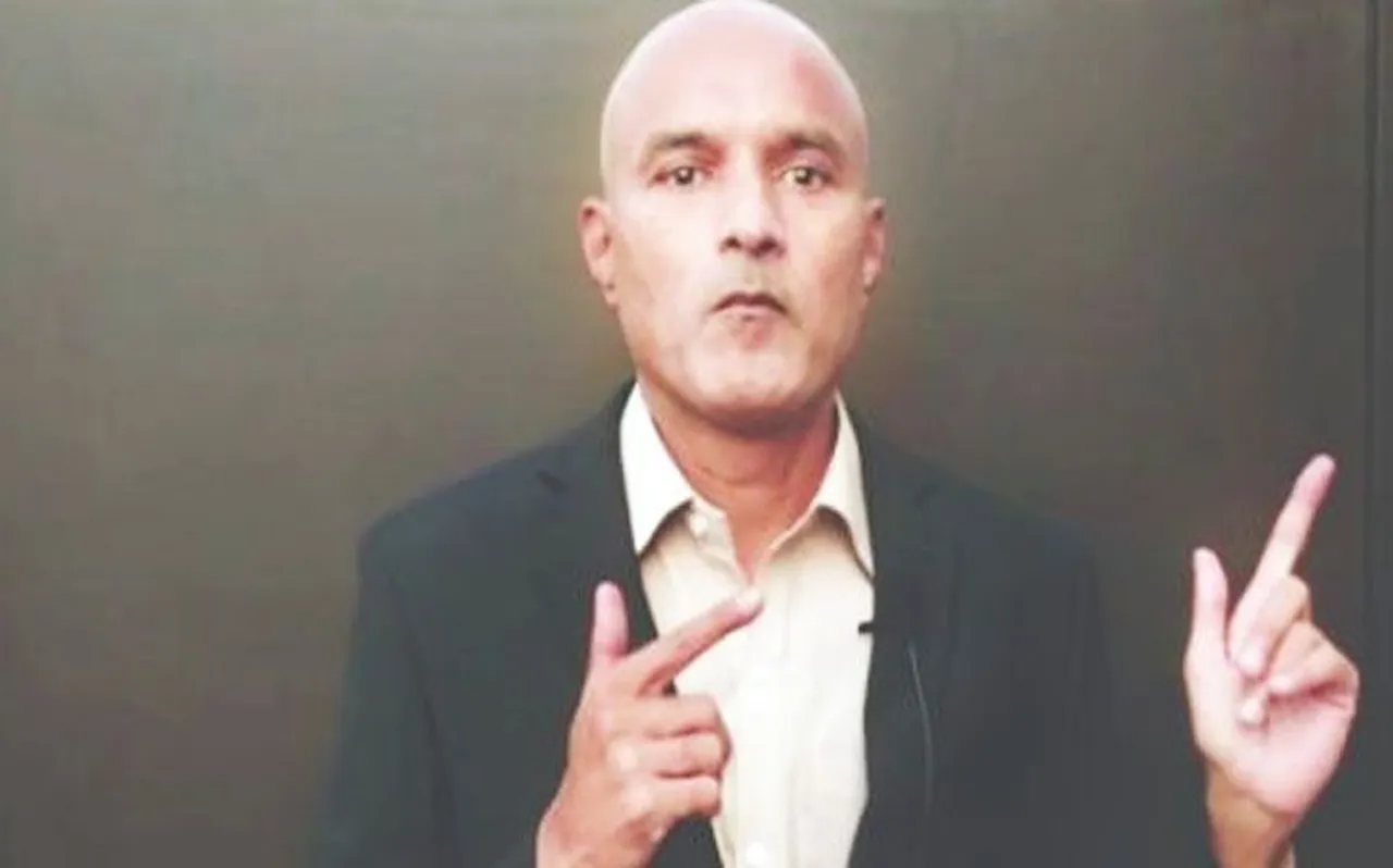 भारत के आगे झुका पाकिस्तान, कुलभूषण जाधव से सीक्रेट जगह पर मिले डिप्टी हाई कमिश्नर अहलूवालिया
