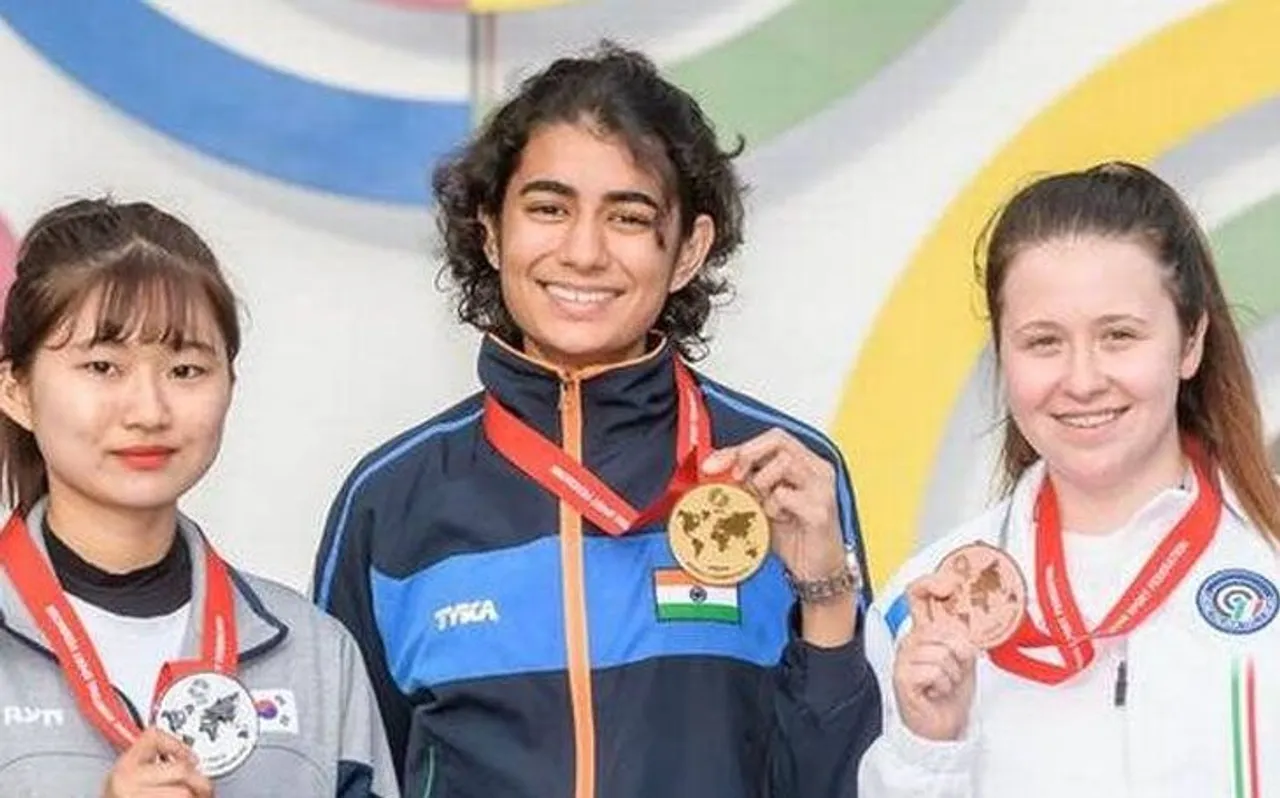 Shooting World Cup: यशस्विनी ने भारत को दिलाया नौवां ओलंपिक कोटा, जीता स्वर्ण