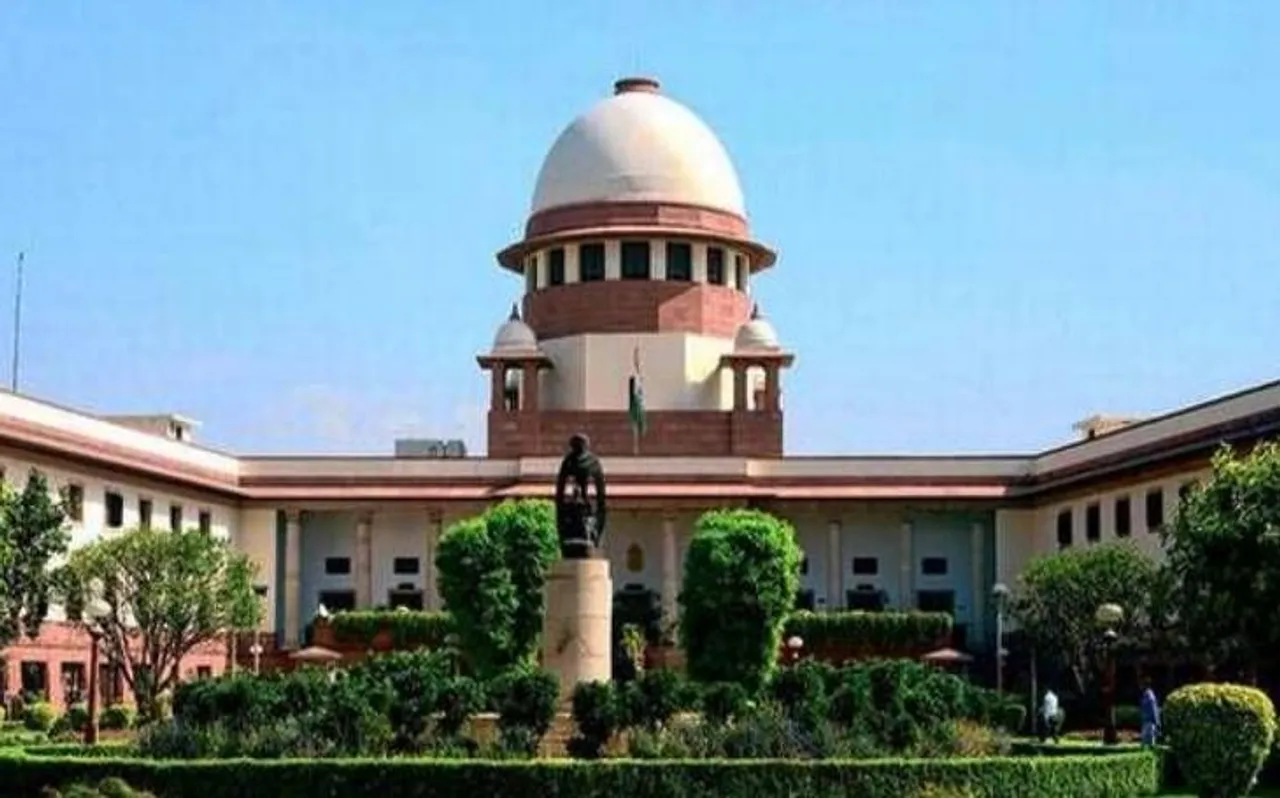 स्वामी चिन्मयानंद केस को सुप्रीम कोर्ट ने किया बंद, छात्रा की ये मांग भी ठुकराई