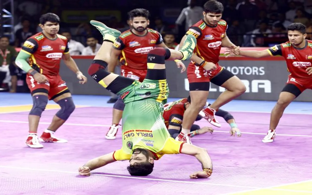 PKL 7: बेंगलुरु बुल्स ने पटना पाइरेट्स को 40-39 से हराया, अंक तालिका में सबसे नीचे 3 बार के चैंपियन