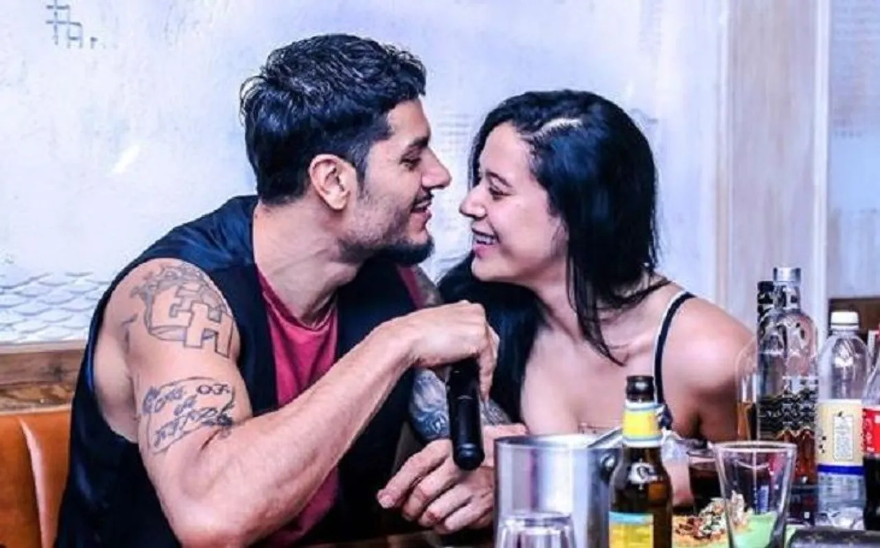 PHOTO: कृष्णा श्रॉफ ने बॉयफ्रेंड के साथ शेयर की रोमांटिक तस्वीरें