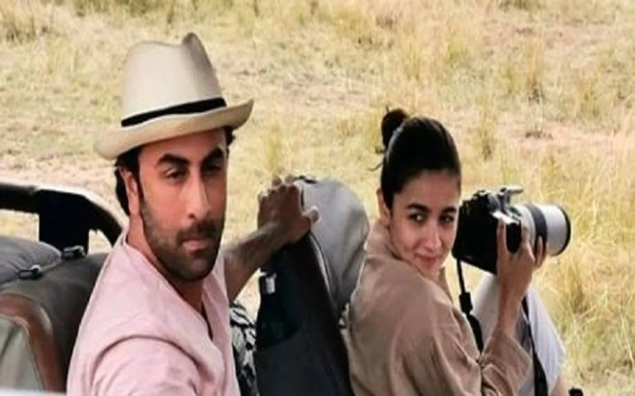 बॉलीवुड के फेमस लवबर्ड्स रणबीर कपूर और आलिया केन्या में बिता रहे हैं समय, देखें PHOTOS