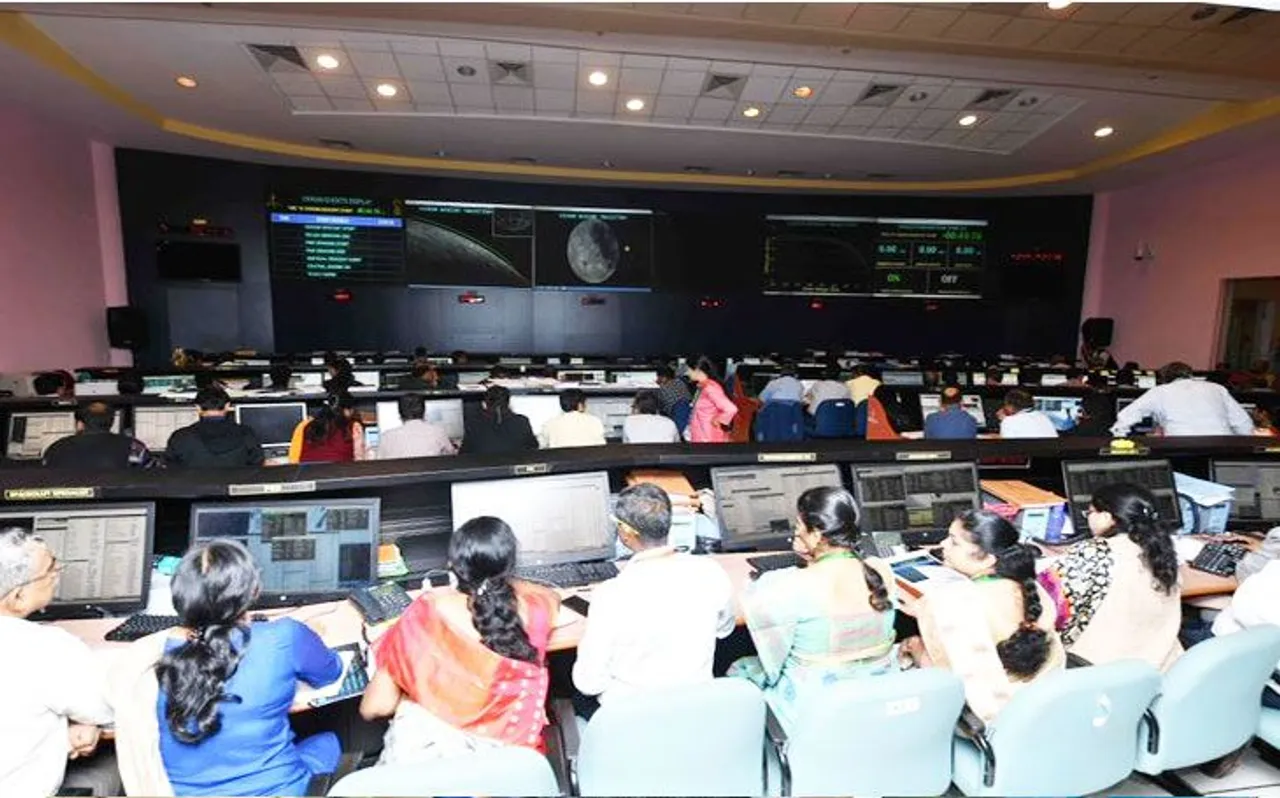 चंद्रयान-2 पर विदेशी मीडिया ने ISRO को बधाई देते हुए उठाए कुछ सवाल, पढ़ें Reaction