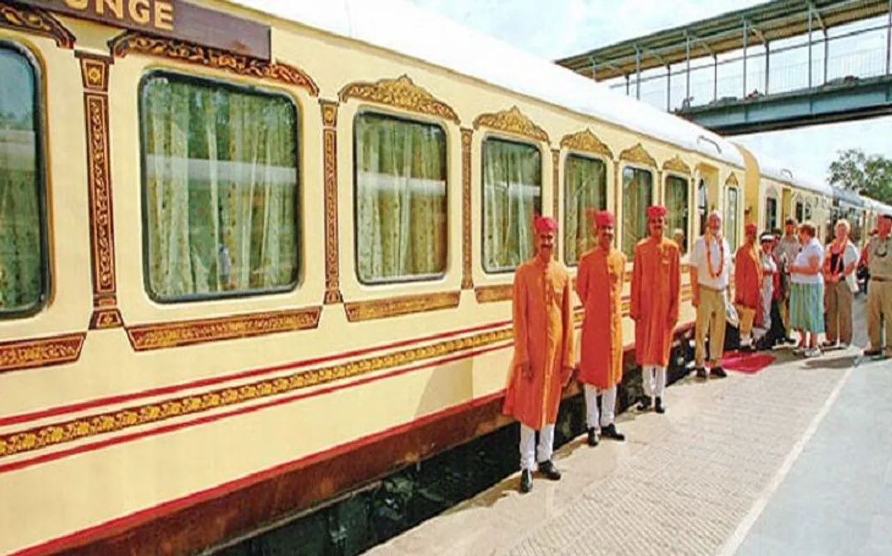 जोधपुर पैलेस ऑन व्हील्स का पहला ऑफ सीजन का फेरा जोधपुर पहुंचा, गर्मजोशी से किया पर्यटकों का स्वागत