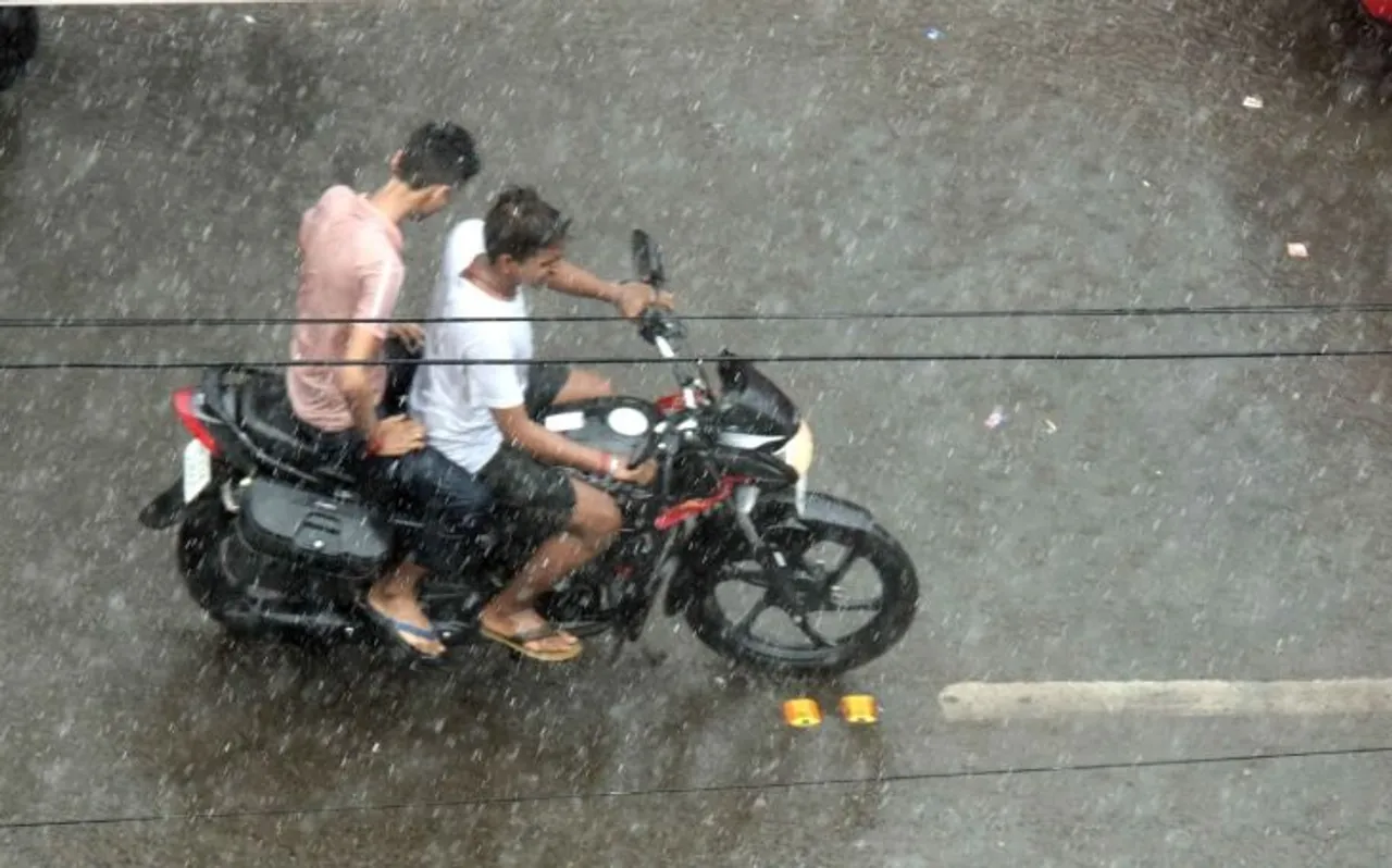 मप्र में आसमान पर बादलों का डेरा, बारिश के आसार