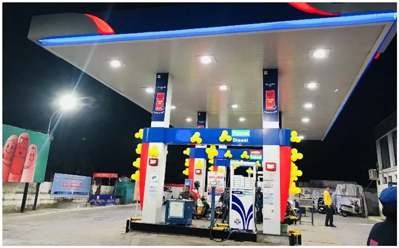 Petrol Diesel Price 12 Sep: आम आदमी को लगा झटका, दिल्ली, मुंबई में बढ़ गए पेट्रोल-डीजल के दाम