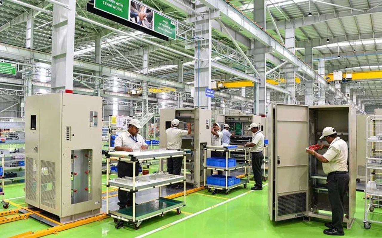 इलेक्ट्रॉनिक सेक्टर (Electronic Sector) को बड़ी राहत दे सकती है नरेंद्र मोदी (Narendra Modi) सरकार