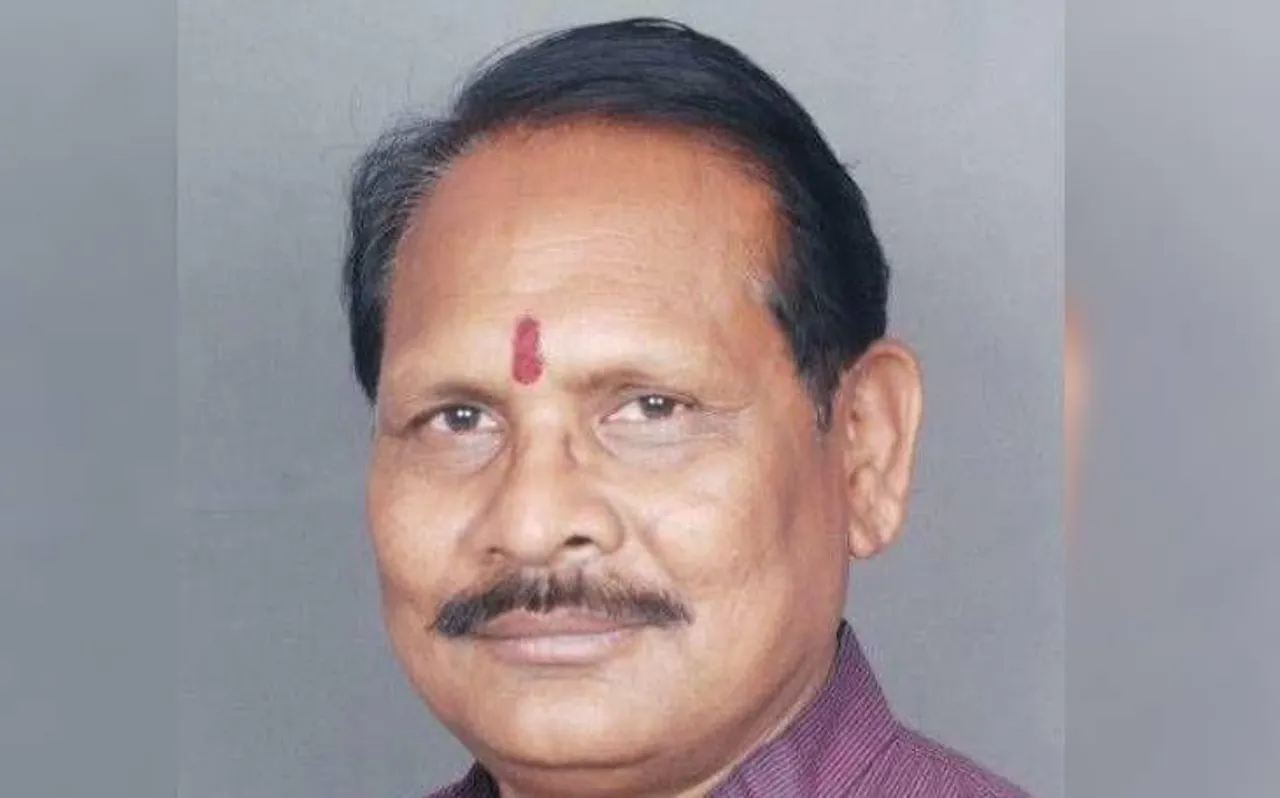 छत्तीसगढ़ के स्कूली शिक्षा मंत्री का बैग ट्रेन के अंदर से चोरी