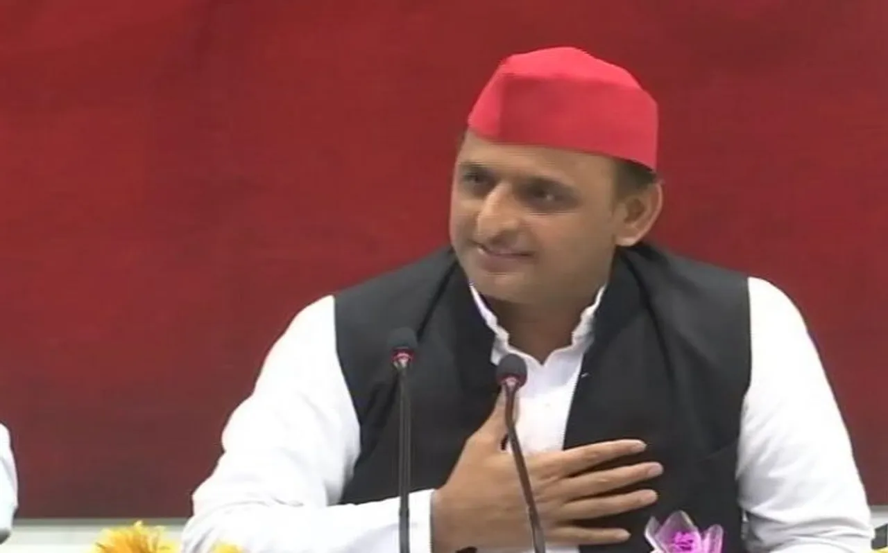 चचा शिवपाल के लिए सपा के दरवाजे खुले, अखिलेश ने दिया बड़ा बयान