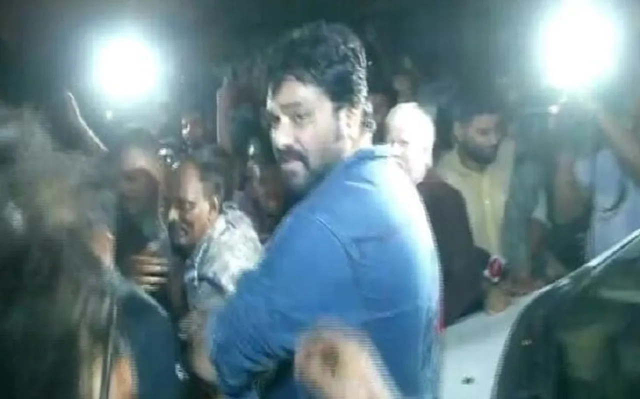 बाबुल सुप्रियो के मामले में BJP नेता ने स्टूडेंट्स फेडरेशन ऑफ इंडिया के खिलाफ दर्ज कराई शिकायत