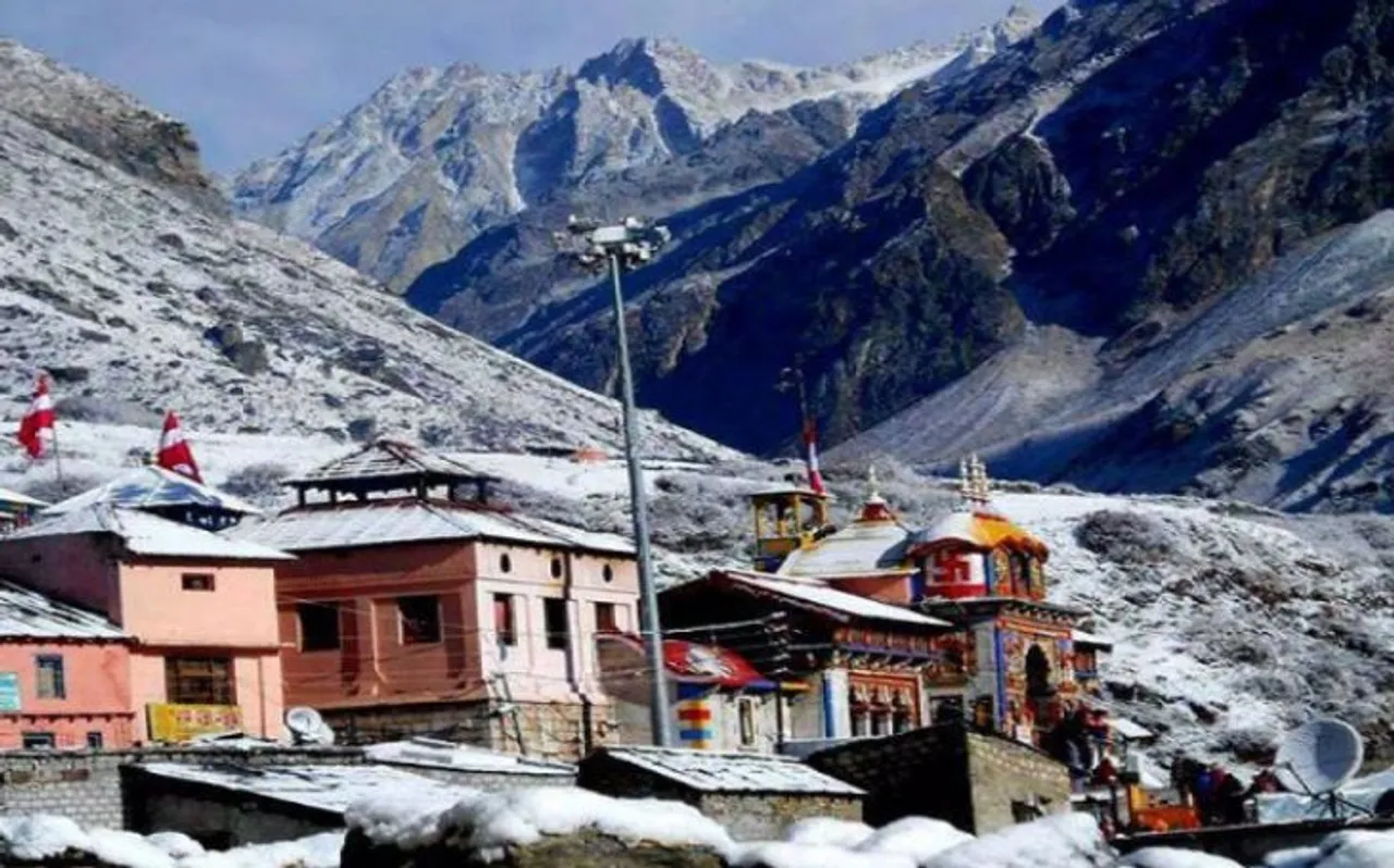 बद्रीनाथ धाम 10 लाख से अधिक तीर्थयात्री पहुंचे, अब तक के सभी रिकॉर्ड टूटे