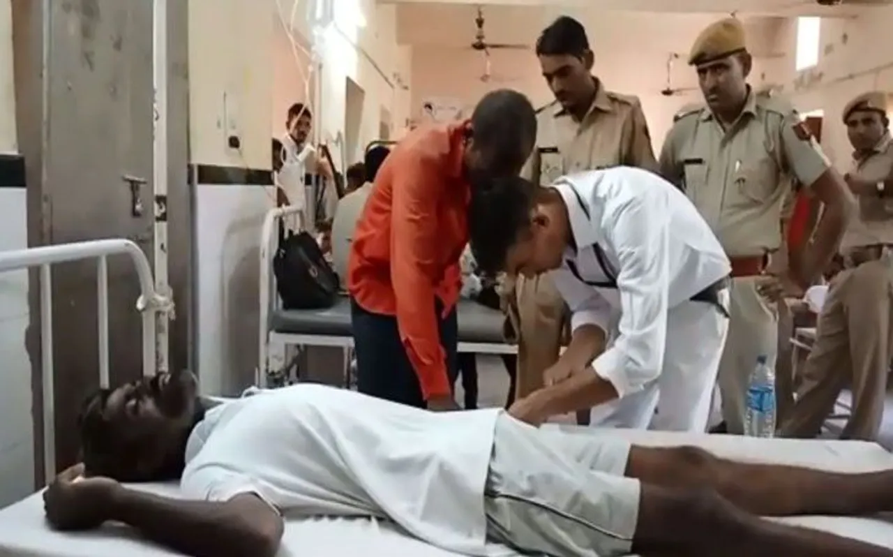 जेल में बंद इस कैदी ने ब्लेड से काट लिया अपना ही प्राइवेट पार्ट, मचा हड़कंप