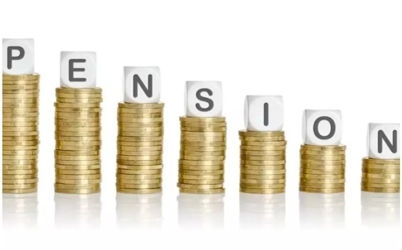 नरेंद्र मोदी (Narendra Modi) सरकार ने पेंशन (Pension) नियमों में किया बड़ा बदलाव, अब इनको मिलेगा ज्यादा पैसा