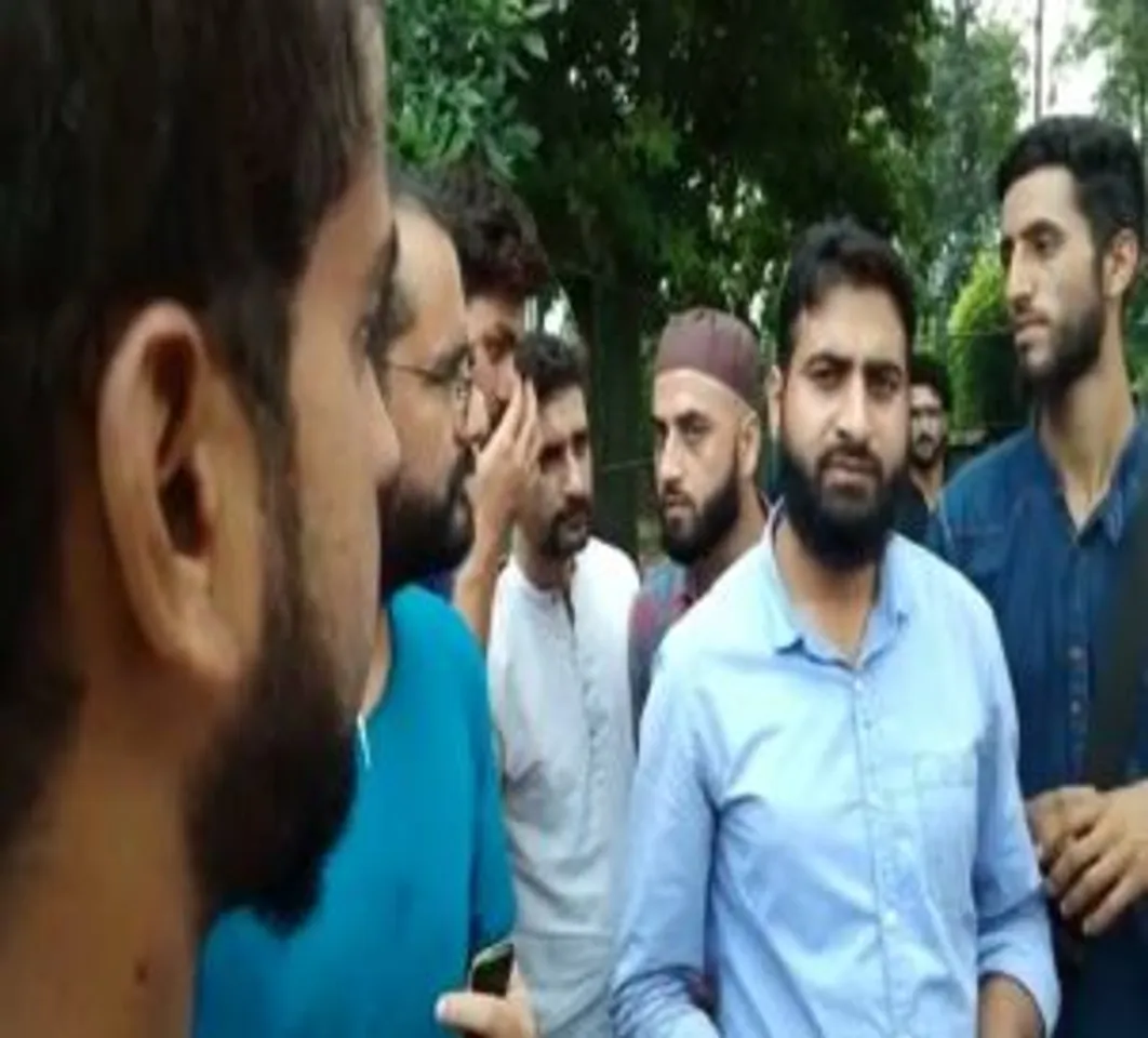 दूसरे राज्यों में दाखिला लेने वाले जम्मू-कश्मीर के छात्रों की संख्या में 74 प्रतिशत वृद्धि