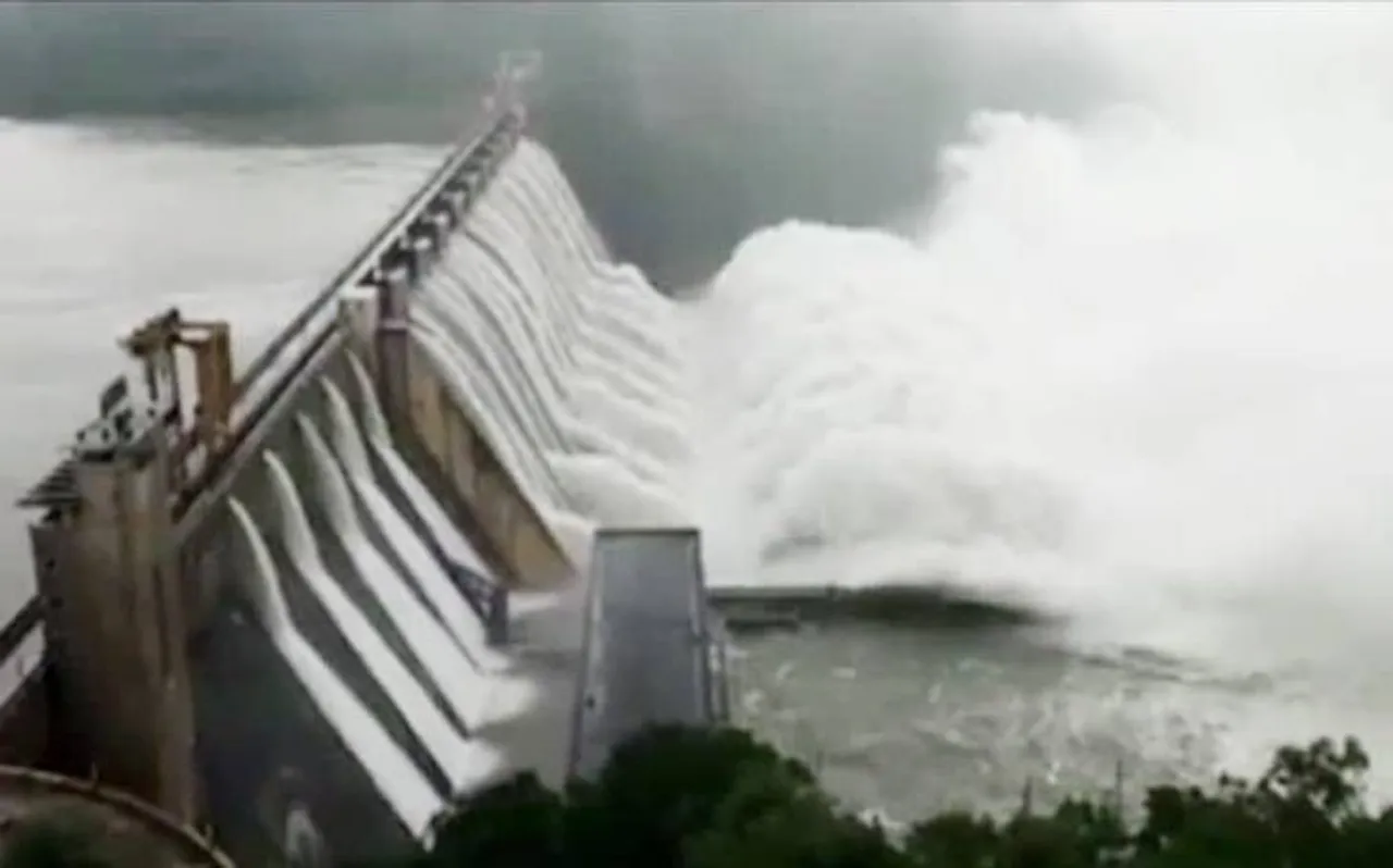 बारिश ने छिंदवाड़ा में तोड़ा 36 साल का रिकॉर्ड, जबलपुर में बरगी बांध के 11 गेट खुले
