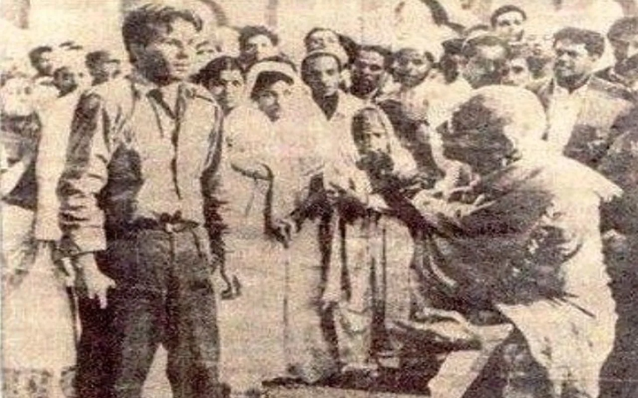 एक ऐतिहासिक फोटो.