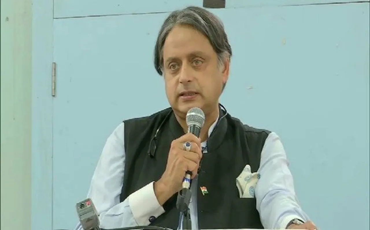 कश्मीर मुद्दे पर कांग्रेस औऱ बीजेपी सरकार के रुख में कोई अंतर नहीं- शशि थरूर
