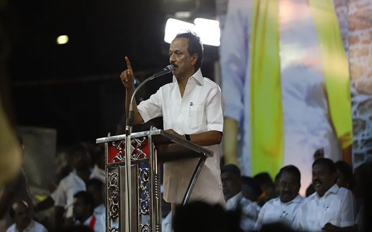 एमके स्टालिन (MK Stalin) ने पूछा- प्रधानमंत्री मोदी को खत लिखना देशद्रोह कैसे हो सकता है