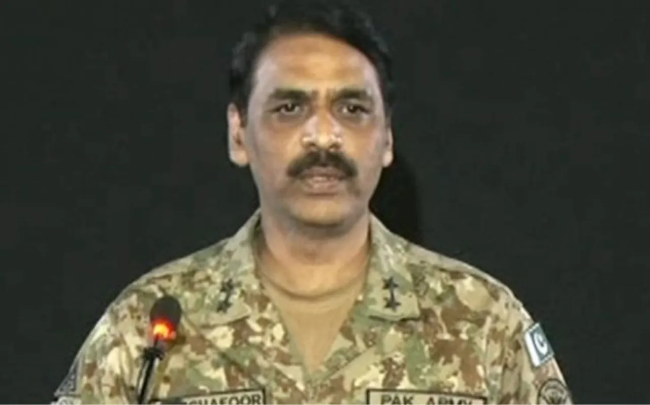 शस्त्र पूजा (Arms Worship) पर पाकिस्‍तानी आर्मी (Pakistan Army) आई राजनाथ सिंह (Rajnath Singh) के बचाव में, कही ये बड़ी बात